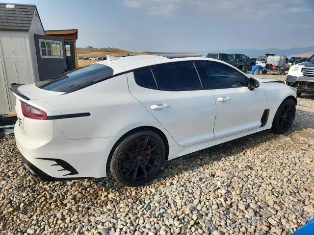 2021 KIA STINGER GT2  