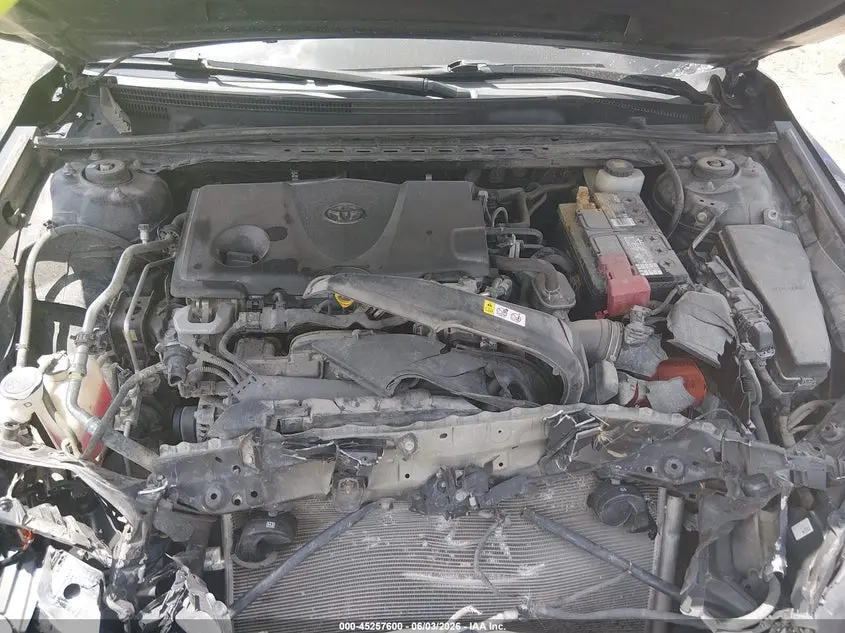 2018 TOYOTA CAMRY LE