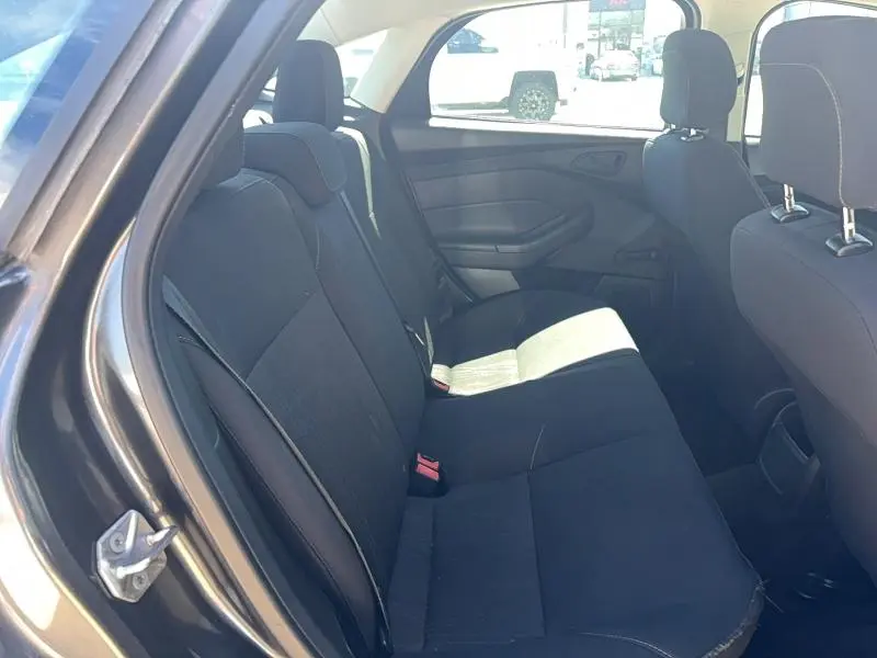2016 FORD FOCUS S  