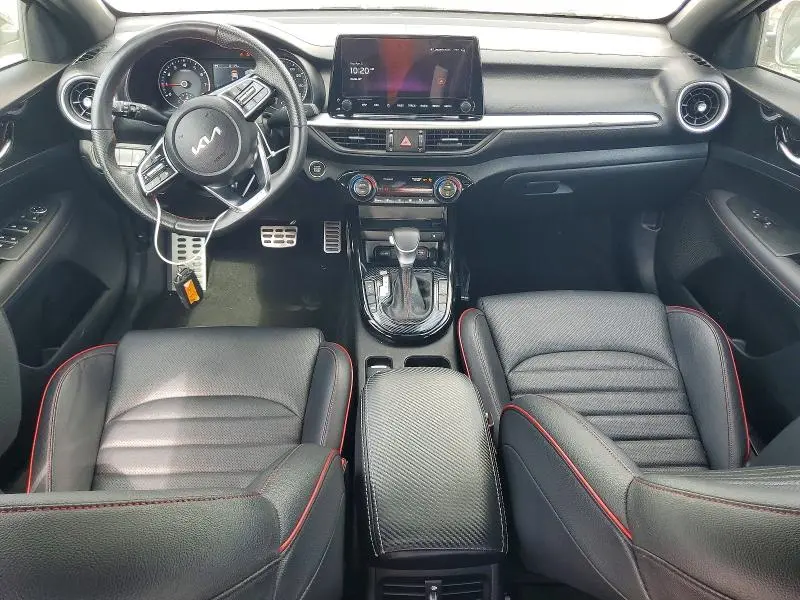 2023 KIA FORTE GT  