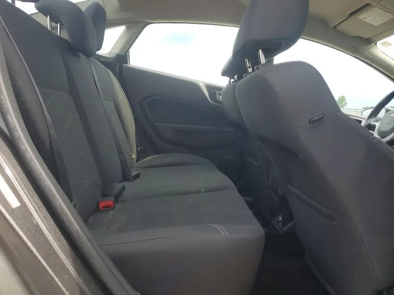 2015 FORD FIESTA SE  