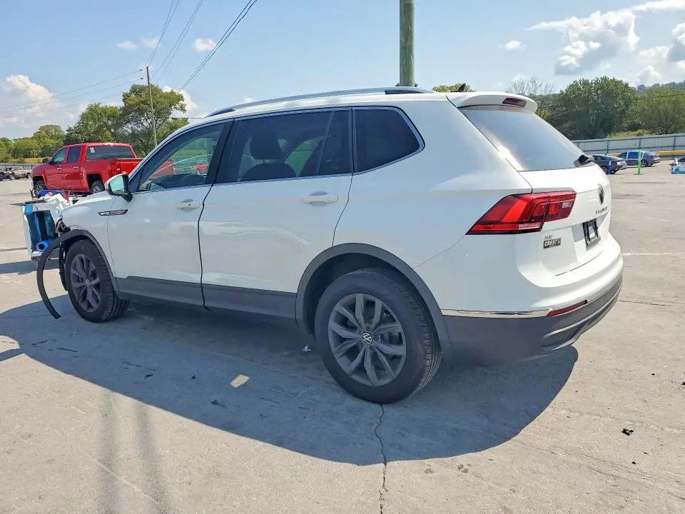 2024 VOLKSWAGEN TIGUAN SE  