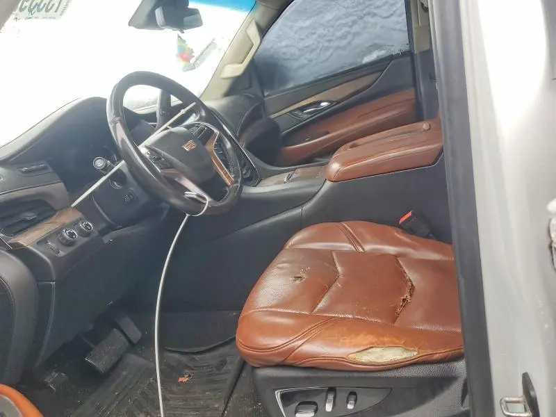 2017 CADILLAC ESCALADE LUXURY  