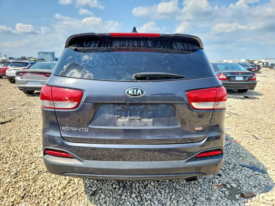 2016 KIA SORENTO LX  
