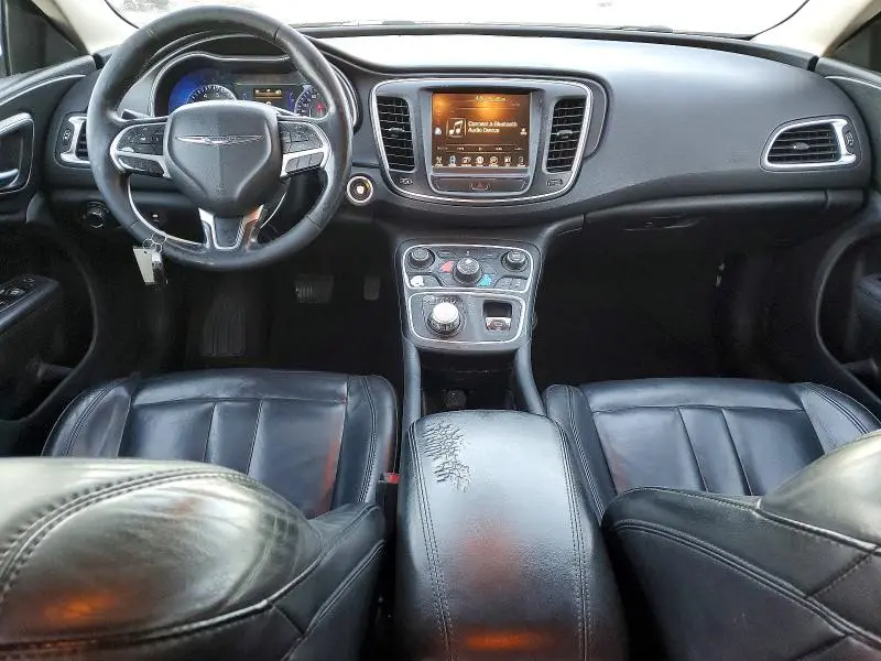 2017 CHRYSLER 200 LIMITED  