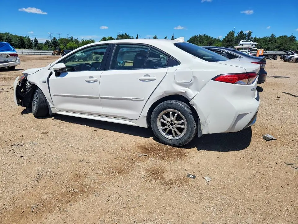 2021 TOYOTA COROLLA LE  