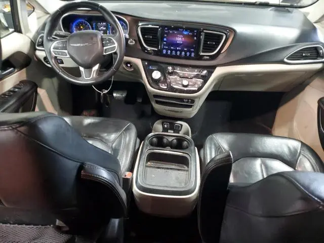 2017 CHRYSLER PACIFICA TOURING L  