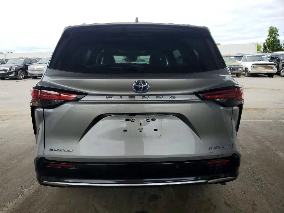 2025 TOYOTA SIENNA PLATINUM 7-PASSENGER  