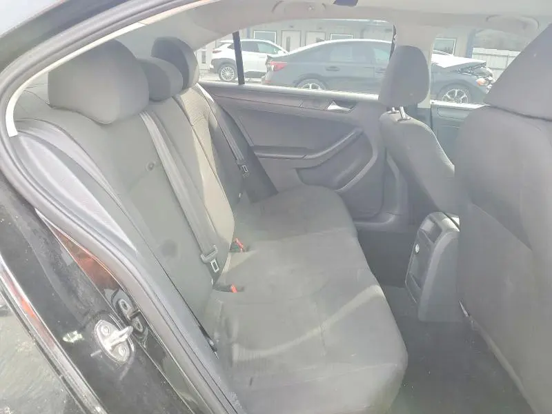 2015 VOLKSWAGEN JETTA BASE  