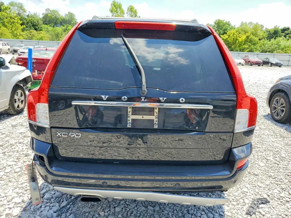 2013 VOLVO XC90   