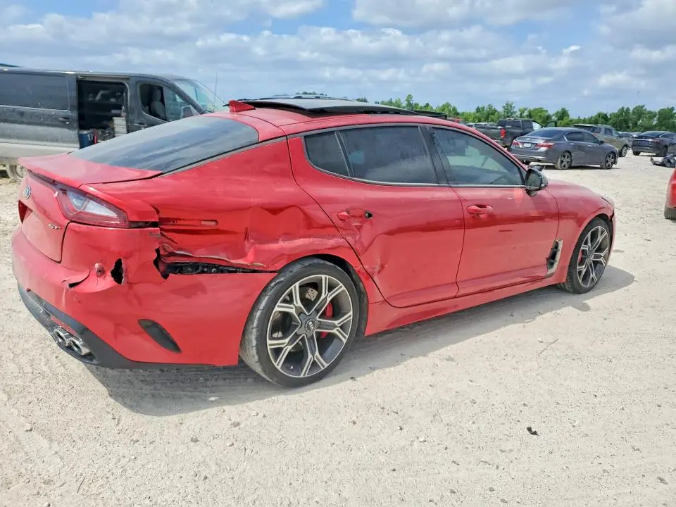 2018 KIA STINGER GT2  