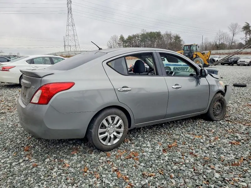 2014 NISSAN VERSA S  