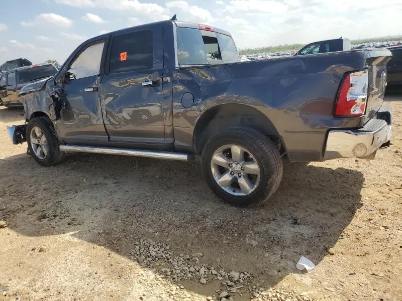 2015 RAM 1500 SLT  