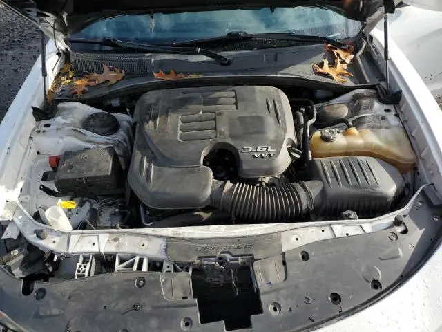 2019 DODGE CHARGER SXT  