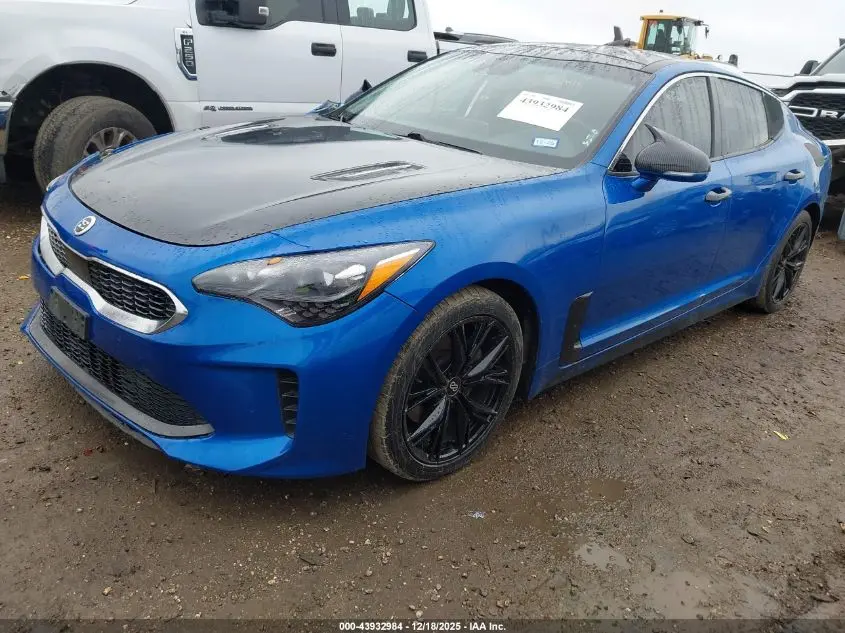 2018 KIA STINGER PREMIUM