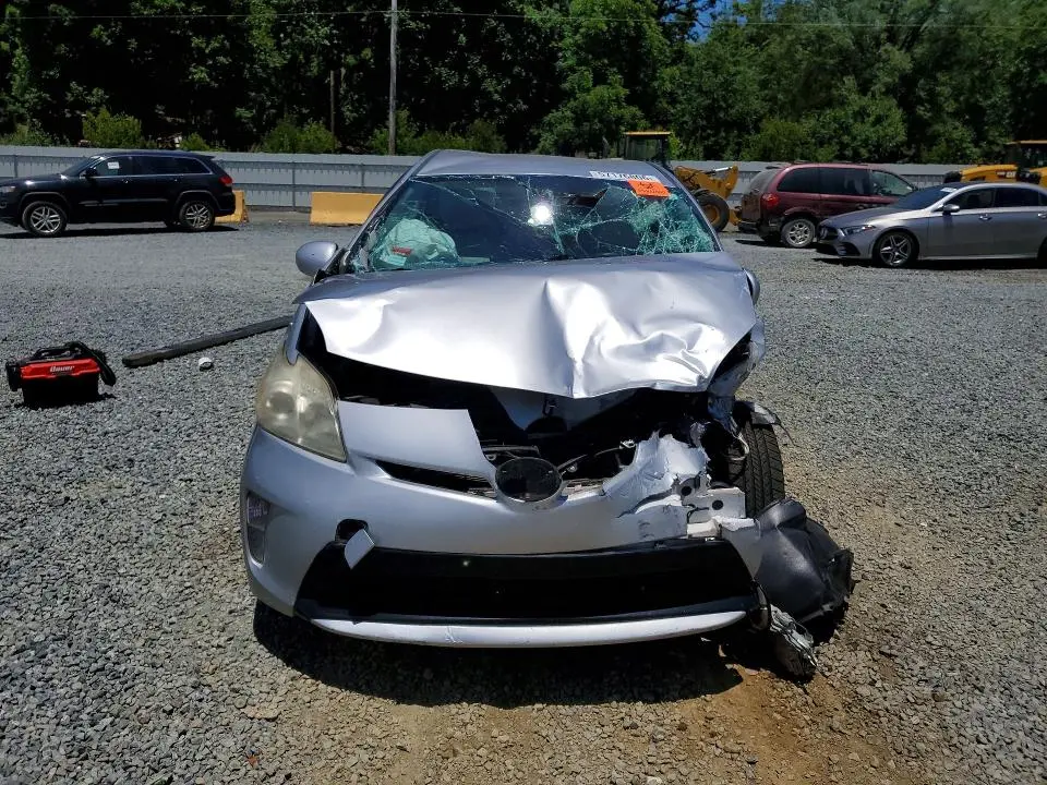 2012 TOYOTA PRIUS THREE  