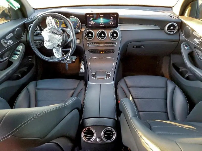 2022 MERCEDES-BENZ GLC 300  