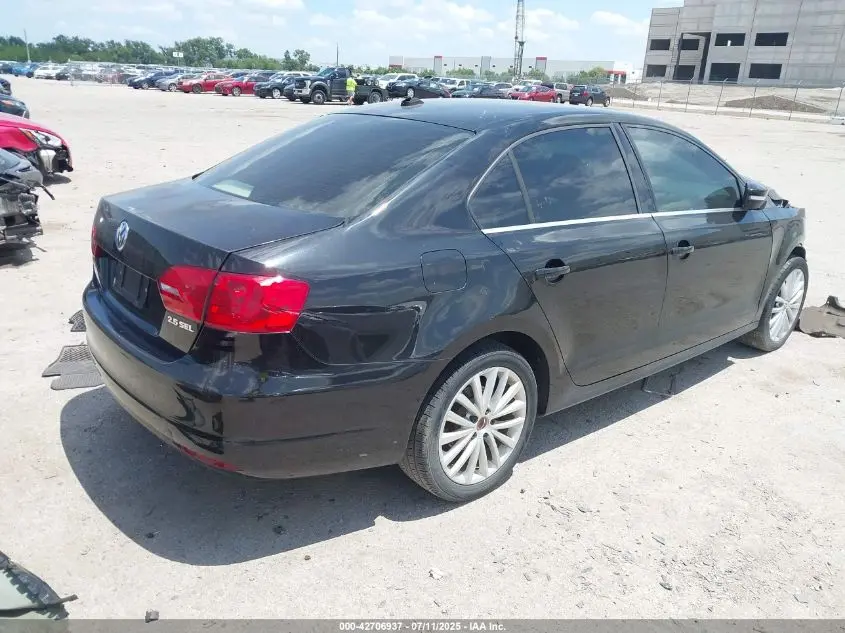 2012 VOLKSWAGEN JETTA 2.5L SEL