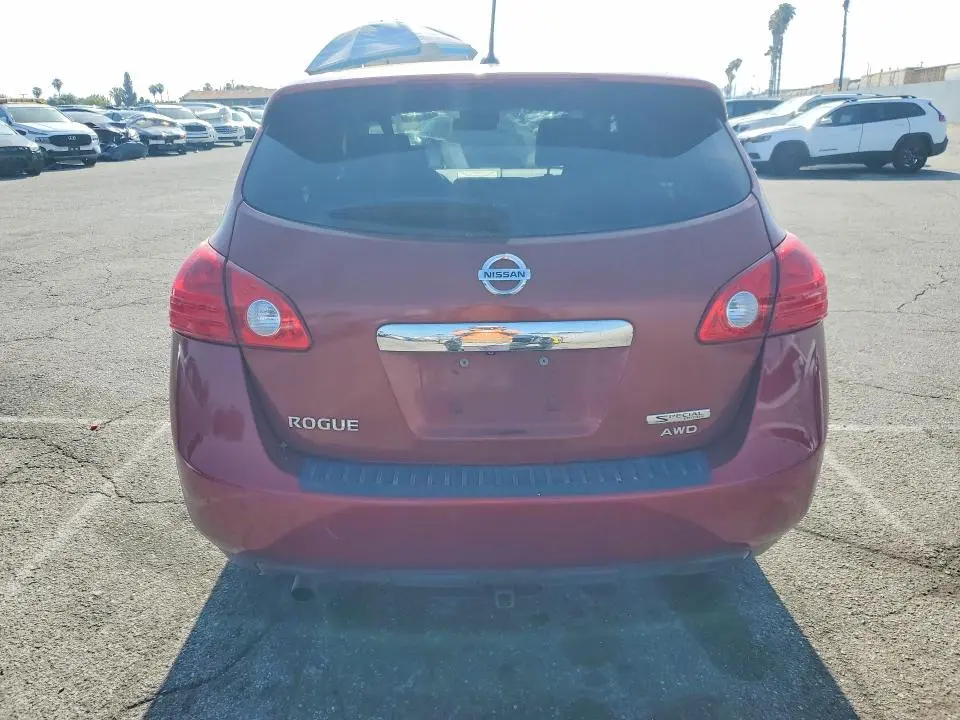 2013 NISSAN ROGUE S  