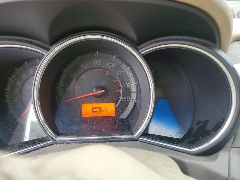 2010 NISSAN MURANO S  