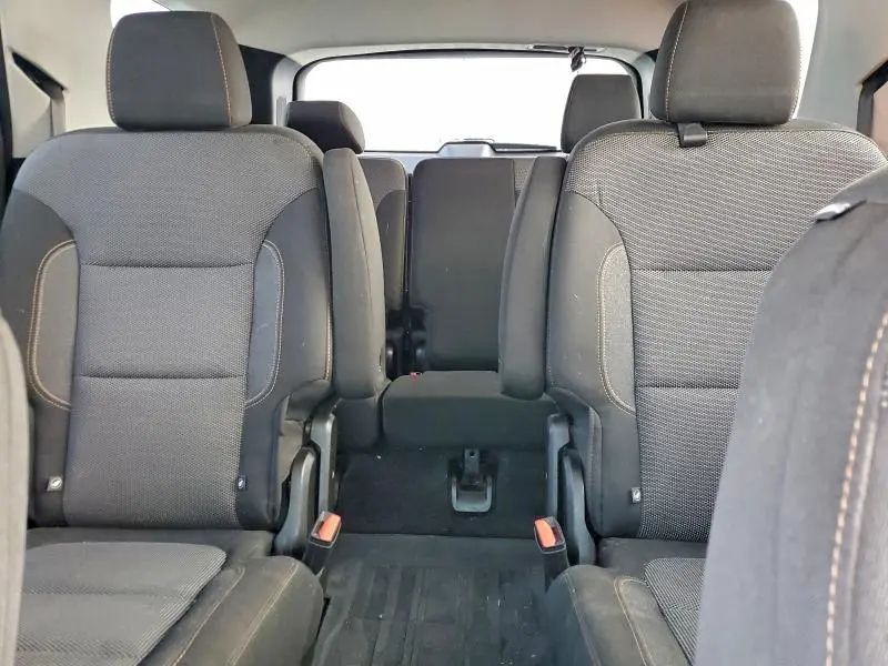 2019 CHEVROLET TRAVERSE LT  