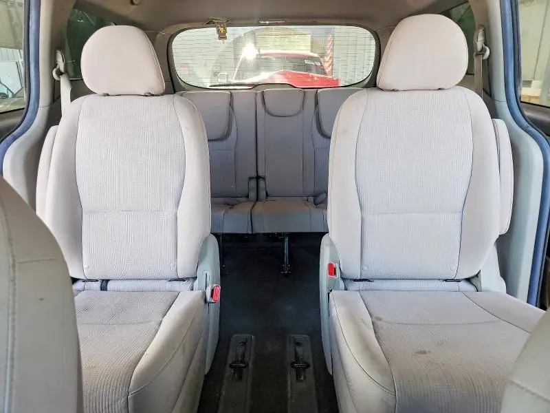 2020 KIA SEDONA LX  