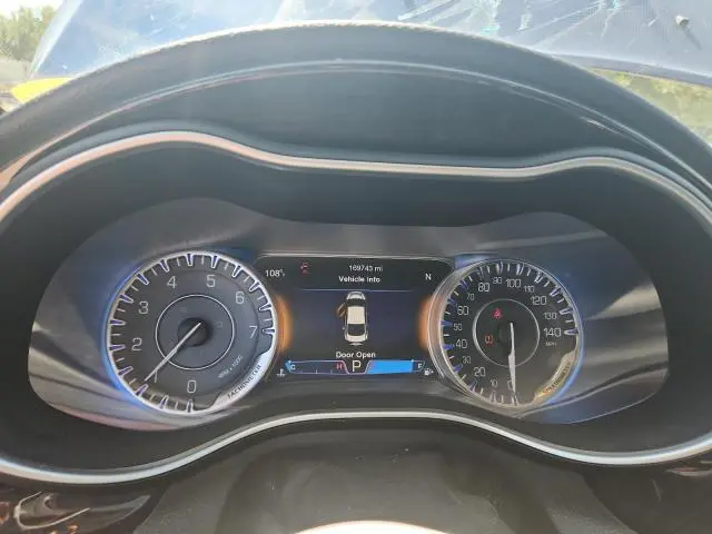 2015 CHRYSLER 200 C  