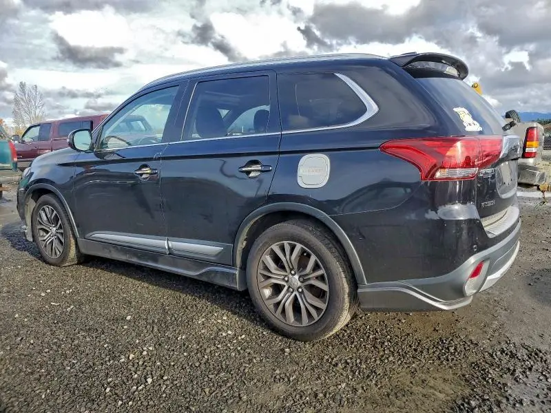 2017 MITSUBISHI OUTLANDER SE  