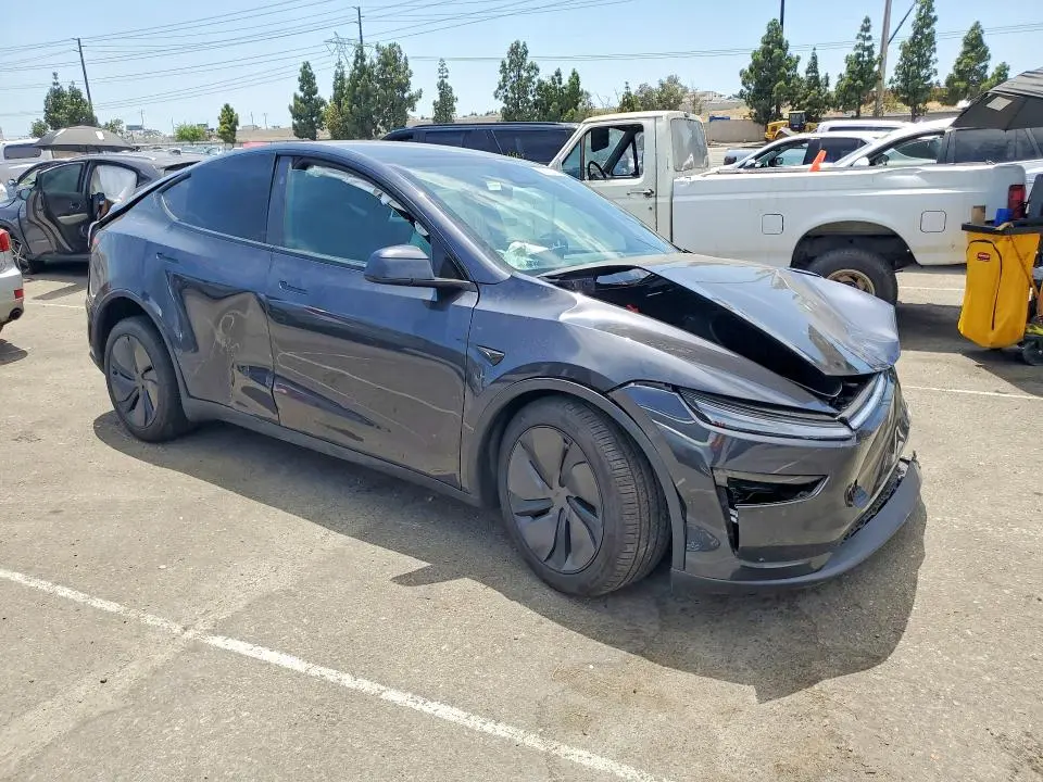 2026 TESLA MODEL Y   