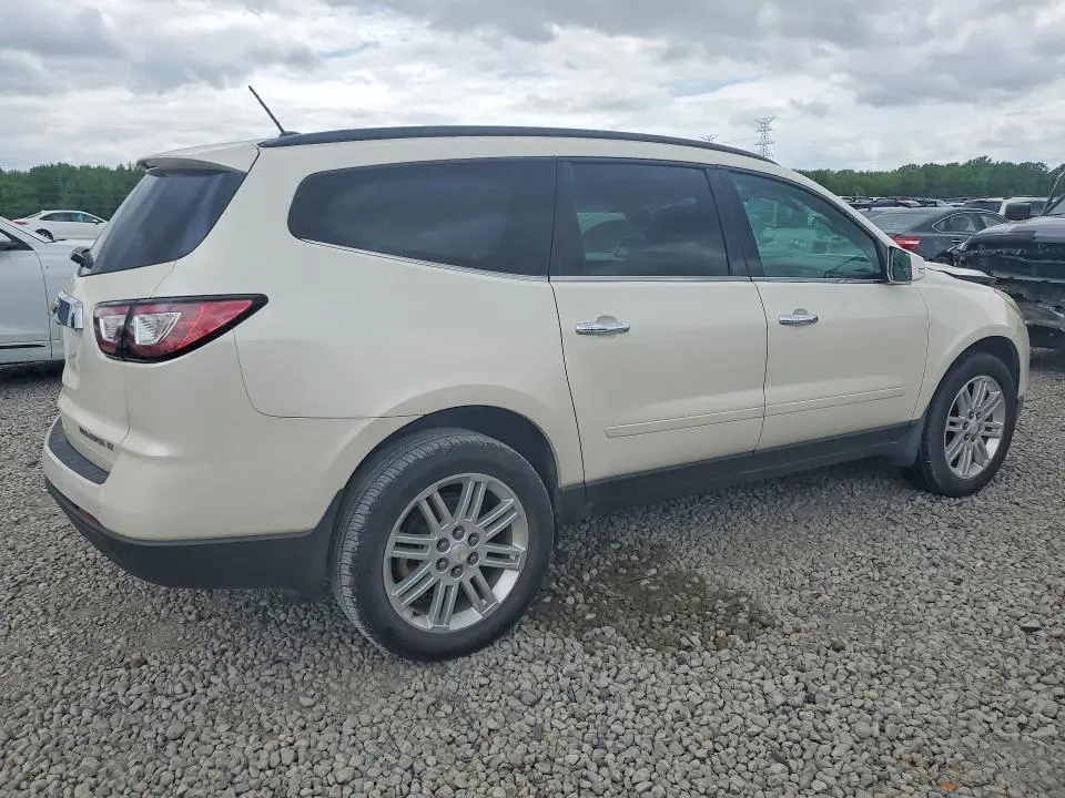 2015 CHEVROLET TRAVERSE LT  