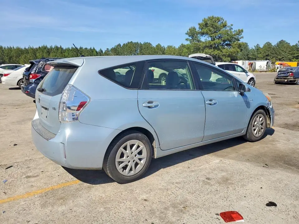 2014 TOYOTA PRIUS V TWO  