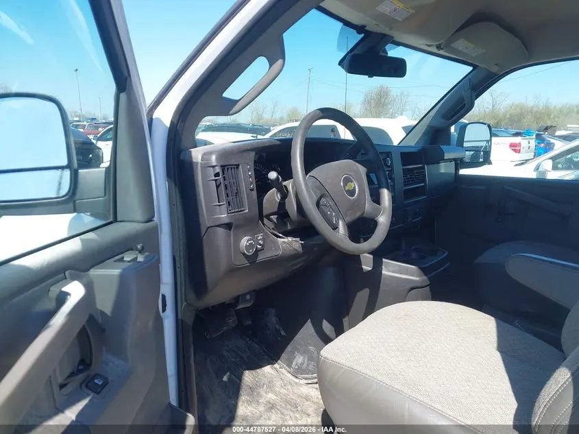 2025 CHEVROLET EXPRESS CARGO RWD 2500 REGULAR WHEELBASE WT
