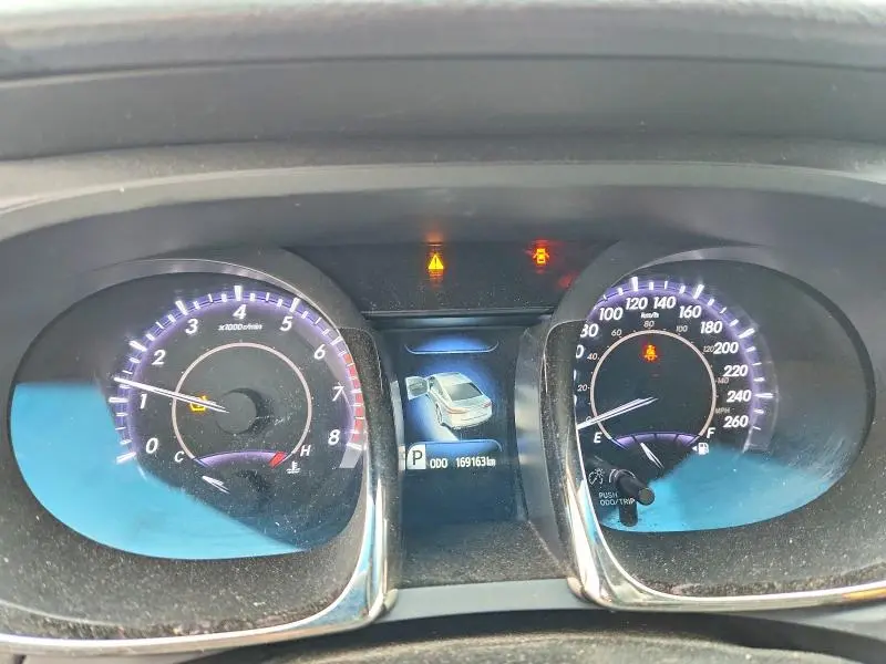 2013 TOYOTA AVALON BASE  