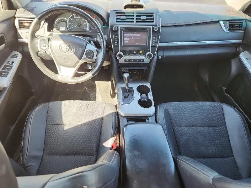 2014 TOYOTA CAMRY SE  
