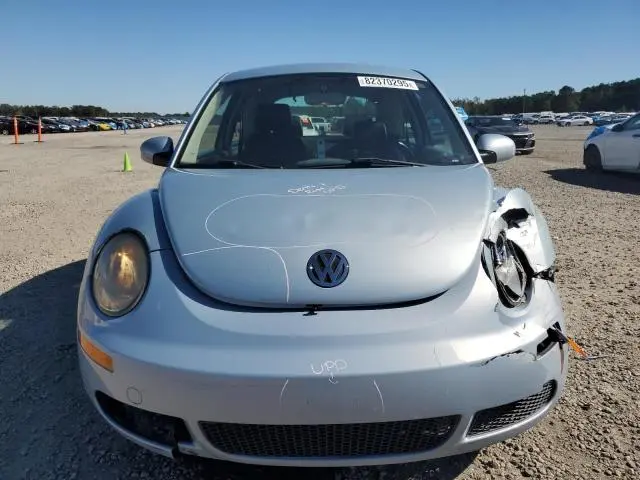 2010 VOLKSWAGEN BEETLE