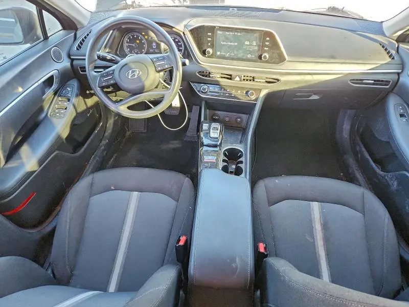 2021 HYUNDAI SONATA SE  