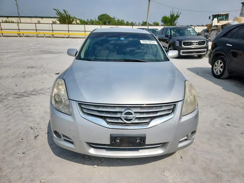 2010 NISSAN ALTIMA BASE  