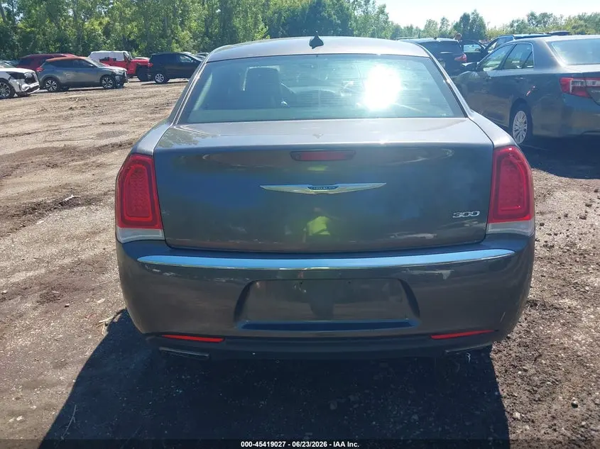2018 CHRYSLER 300 LIMITED