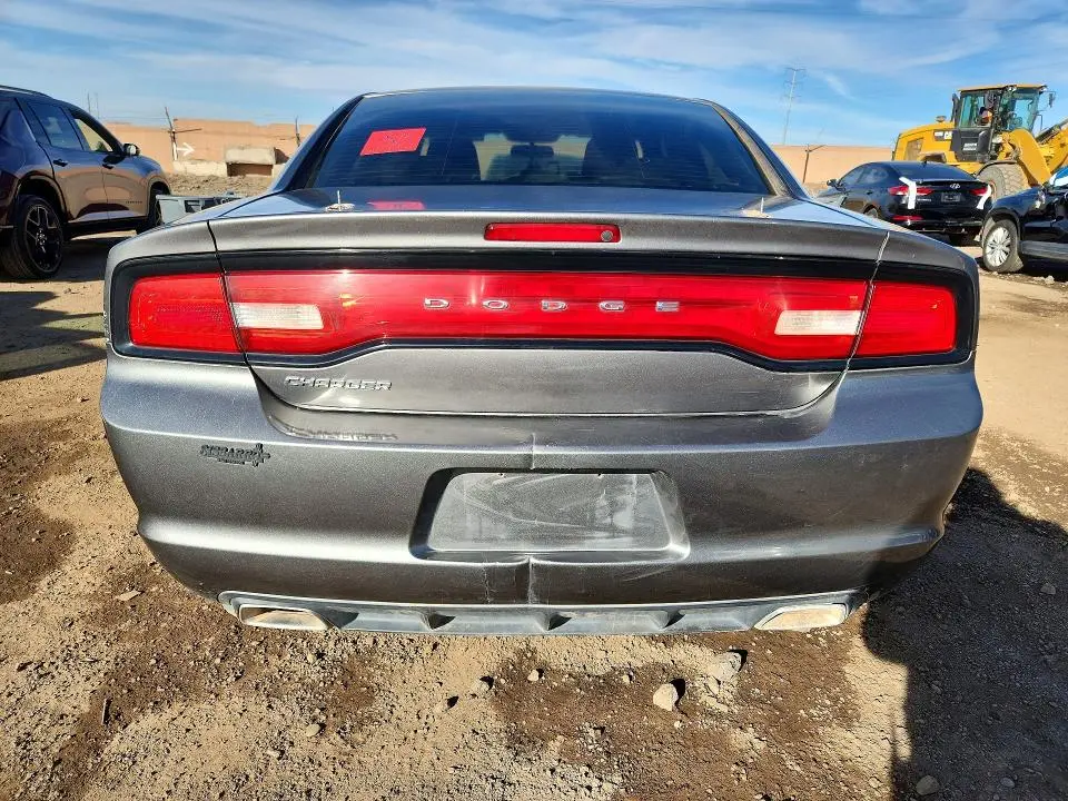 2012 DODGE CHARGER SE  