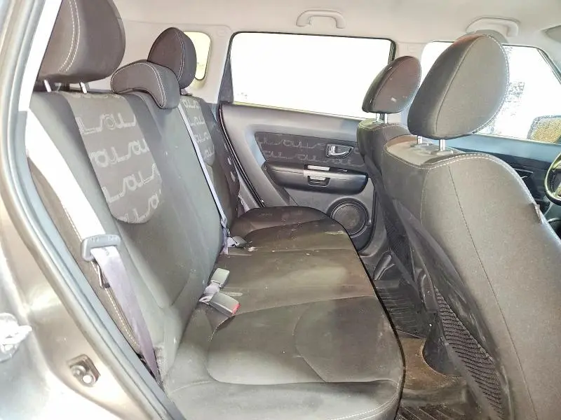 2013 KIA SOUL +  