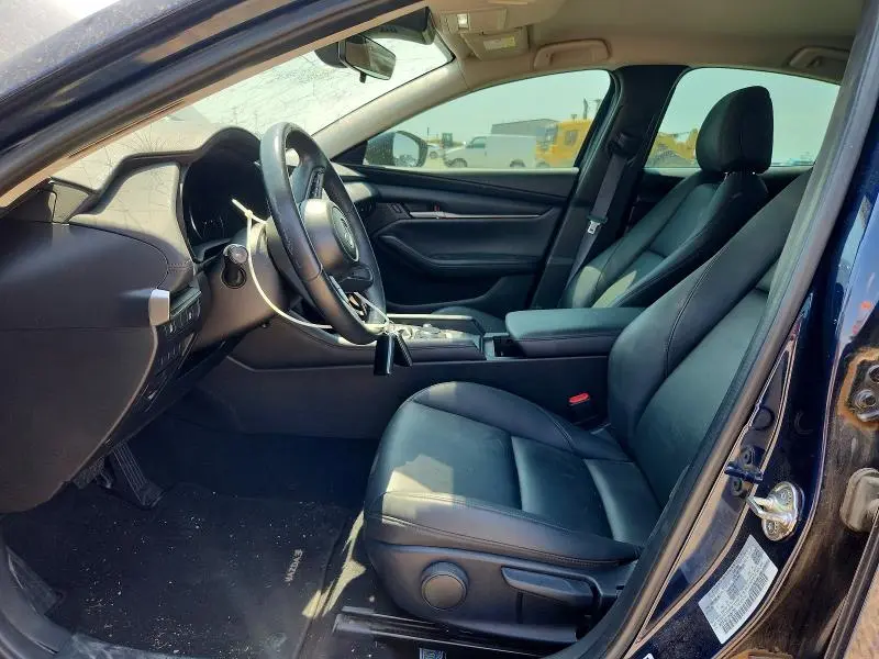 2021 MAZDA 3 SELECT  