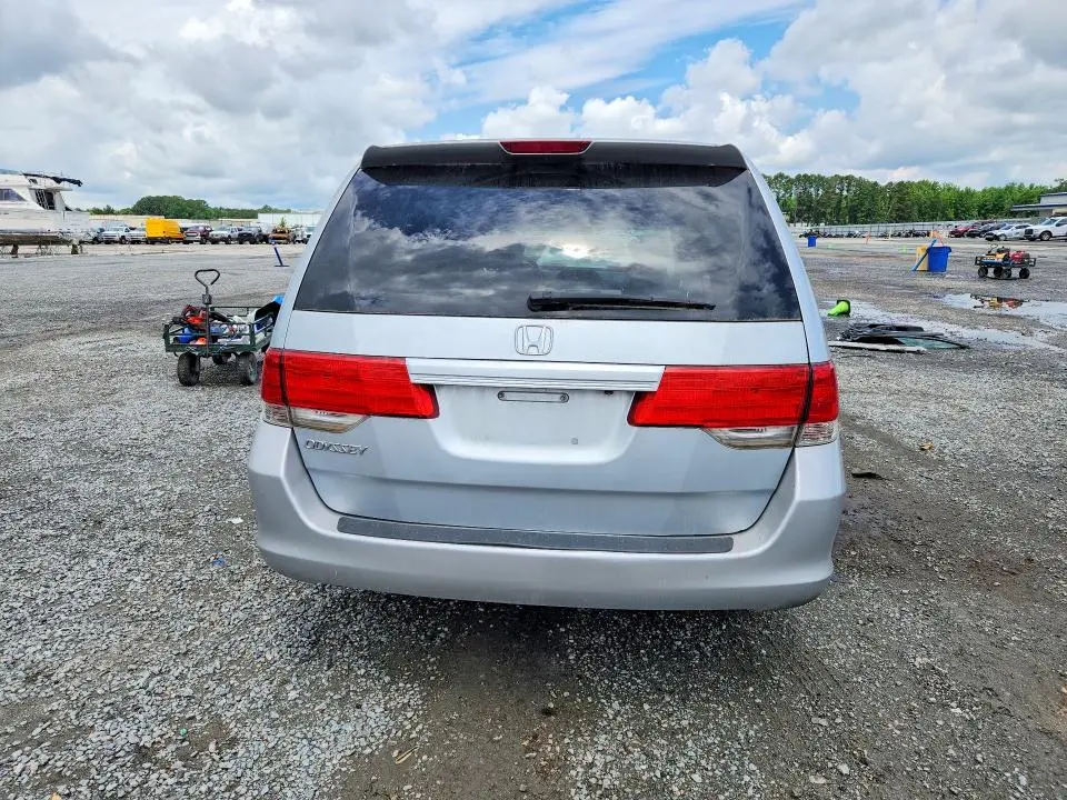 2010 HONDA ODYSSEY LX  