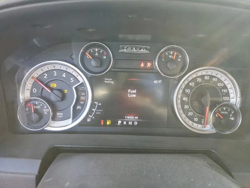 2016 RAM 1500 LARAMIE  