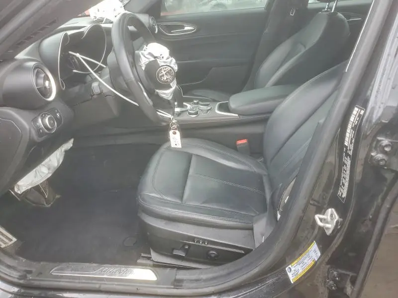 2022 ALFA ROMEO GIULIA SUPER  