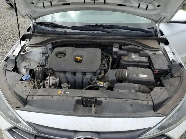 2019 HYUNDAI ELANTRA SE  