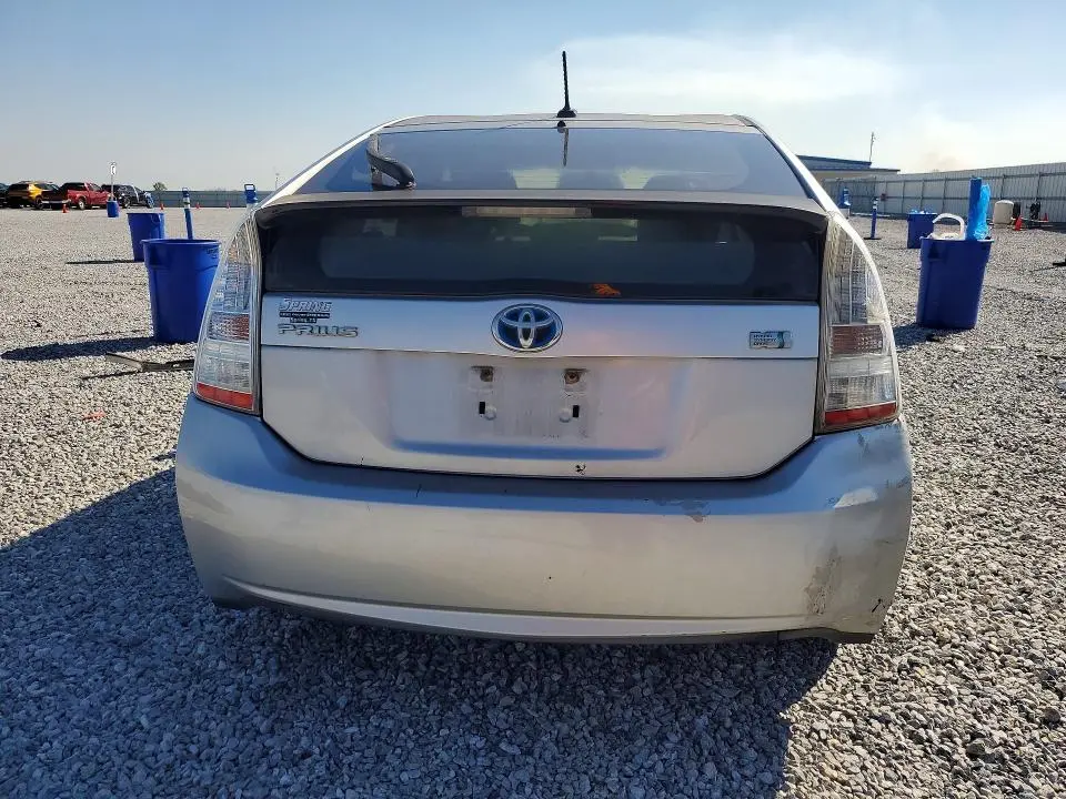 2010 TOYOTA PRIUS II  