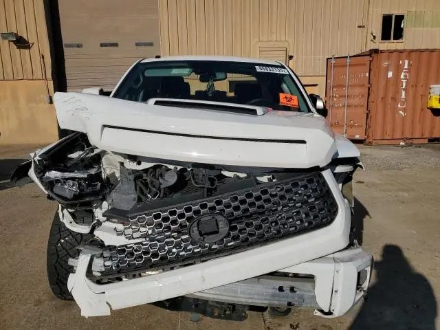 2018 TOYOTA TUNDRA CREWMAX SR5  