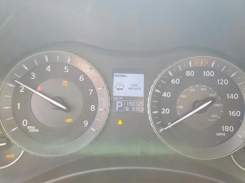 2011 INFINITI M37 X  
