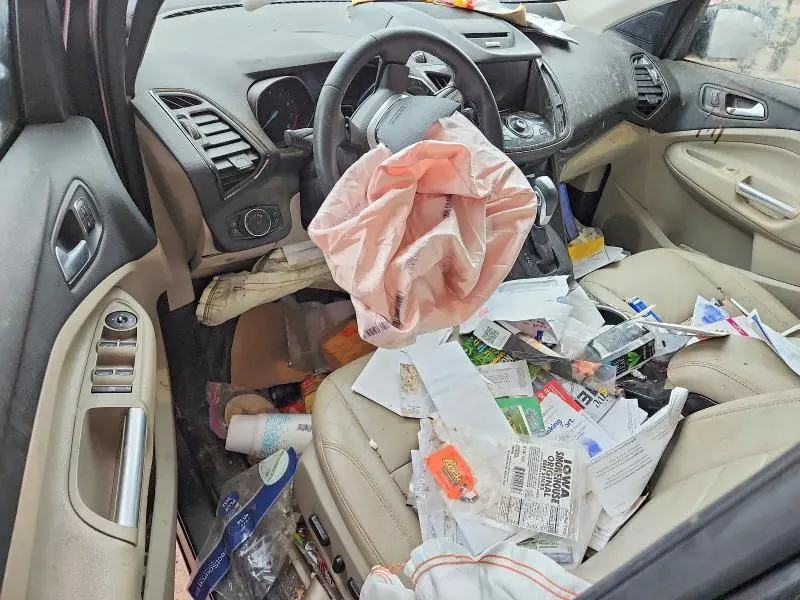 2016 FORD ESCAPE TITANIUM  