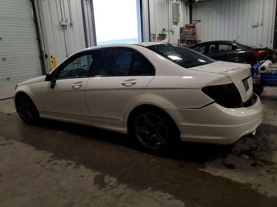 2013 MERCEDES-BENZ C 250  
